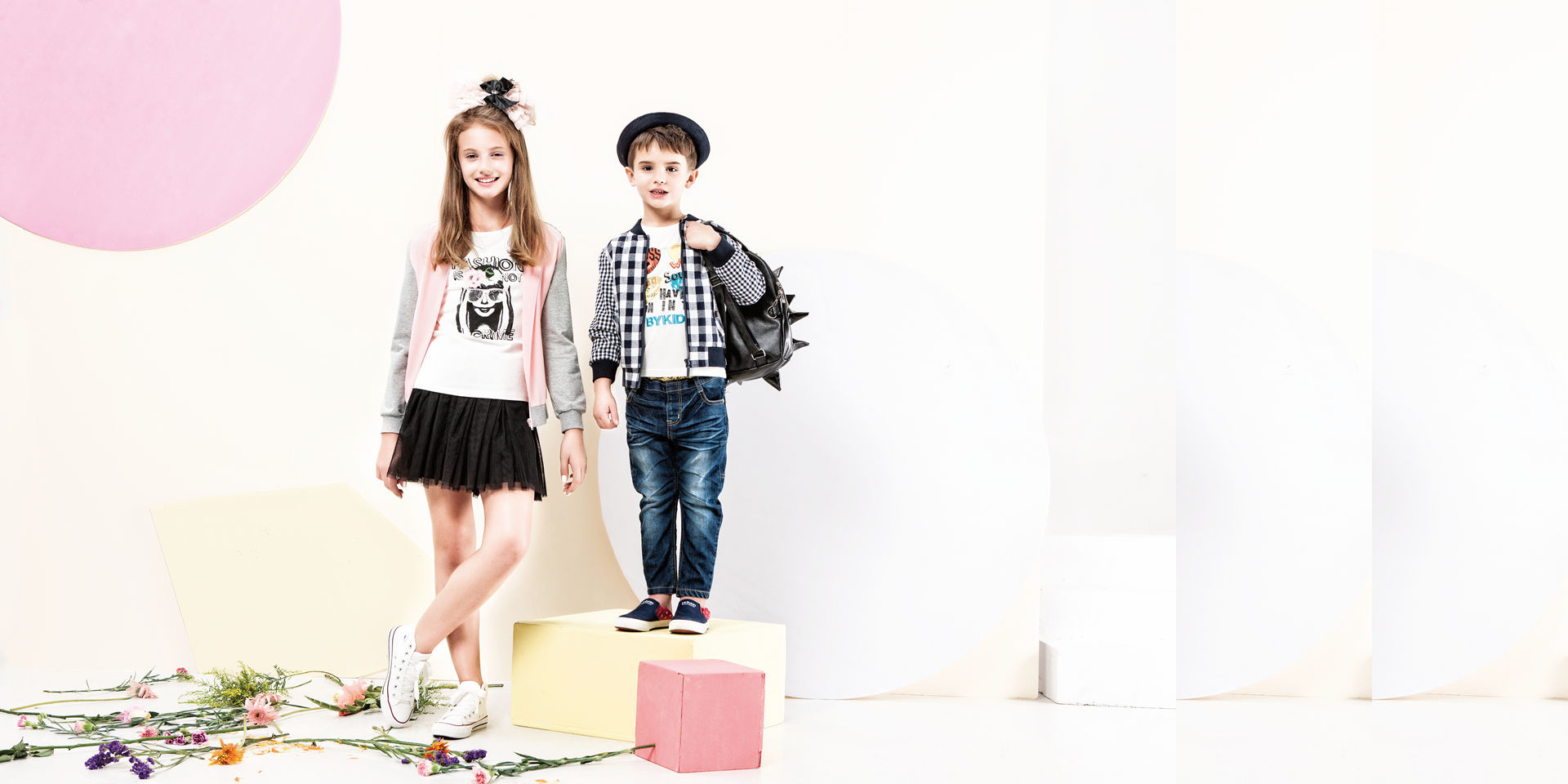 童装作为未来服装行业的蓝海,其市场容量正不断扩大, 2014年公司再次