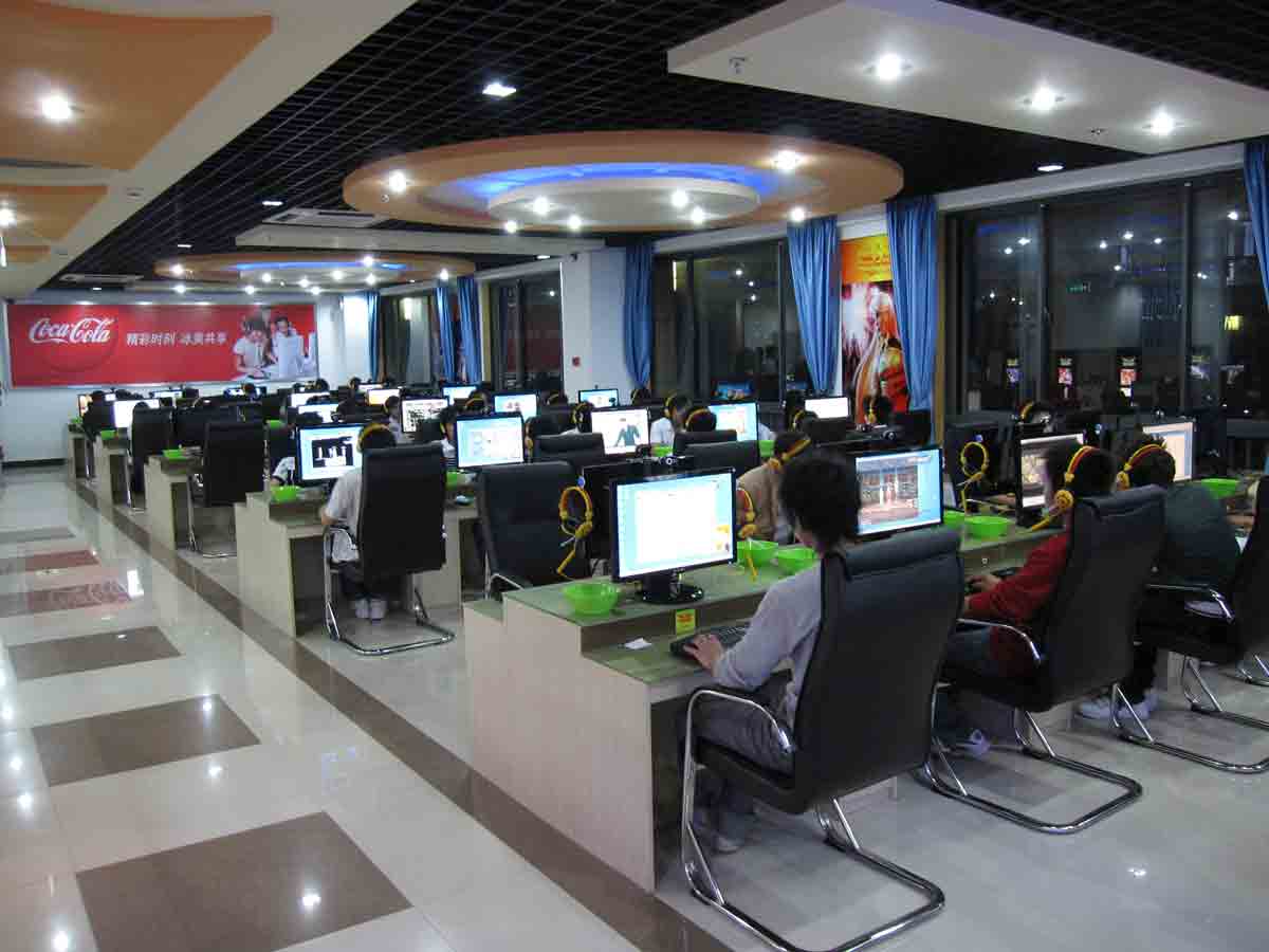 北京大学南门网咖（网吧）设计方案|空间|室内设计|魔方BoX - 原创作品 - 站酷 (ZCOOL)