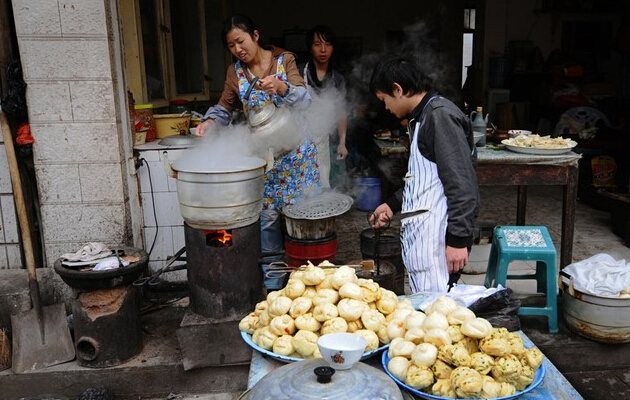 摆地摊卖什么吃的好——早餐