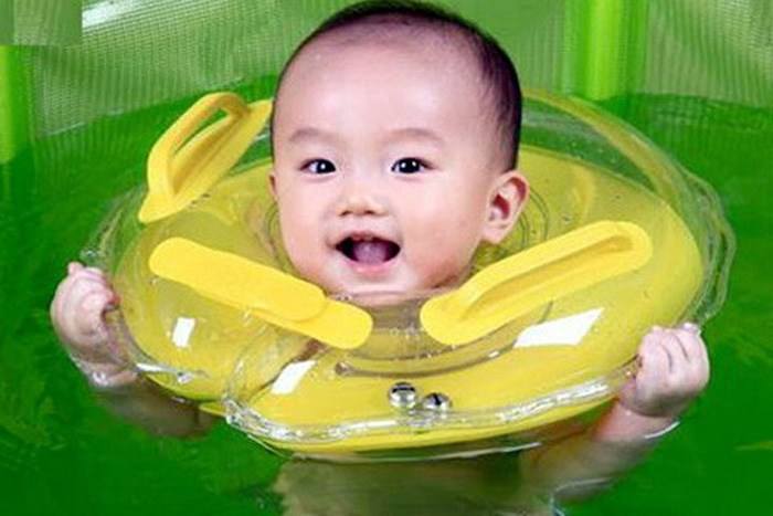 婴儿游泳加盟费多少