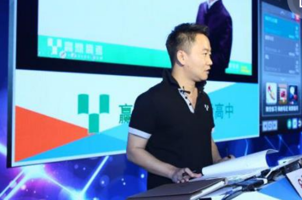 赢鼎名师机器人 赢鼎名师机器人