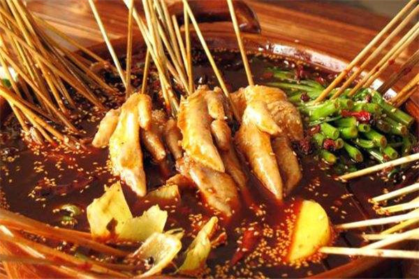 串串爱爱骨汤麻辣烫,在各地设有分店 串串爱爱骨汤麻辣烫,在各地设有分店