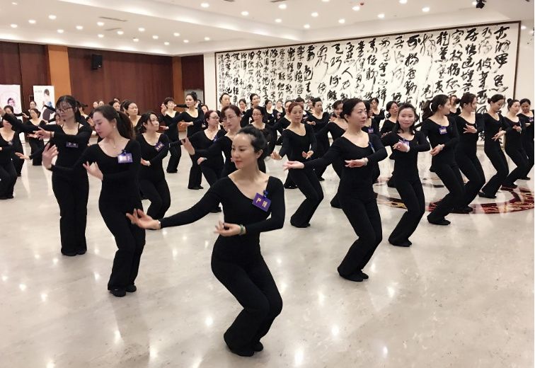 逸方女子学堂投资加盟 逸方女子学堂投资加盟
