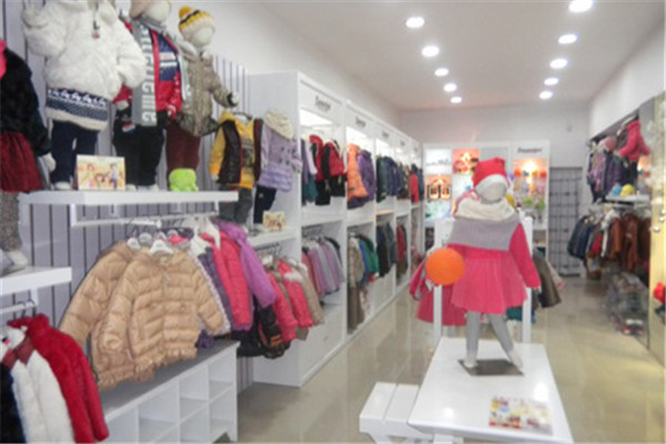 R8BhOREx8139.jpg