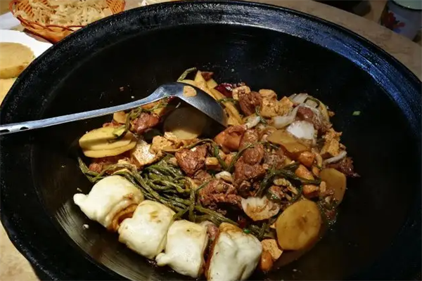 小铁锅炖菜加盟