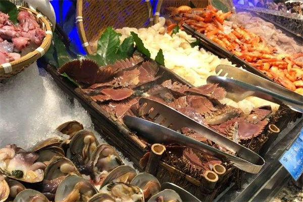 海鲜自助烤肉涮涮锅加盟