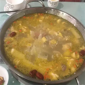  Authentic hot pot chicken