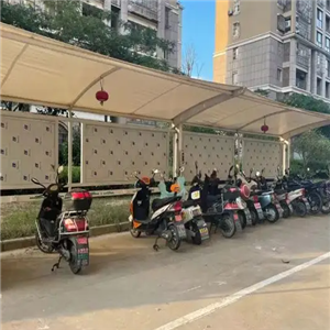 電瓶車雨棚