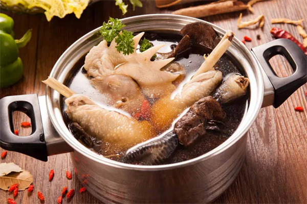 雞湯火鍋加盟