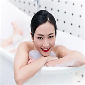 女子洗浴