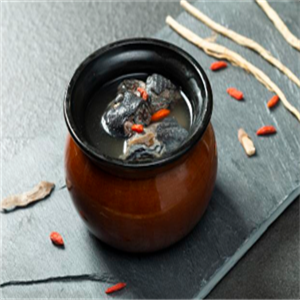 瓦罐煲湯