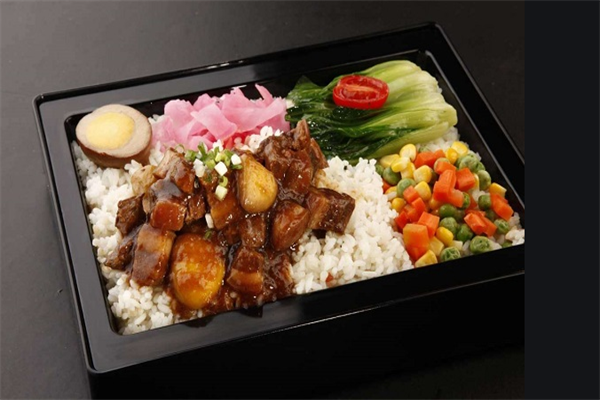 10元盒飯加盟