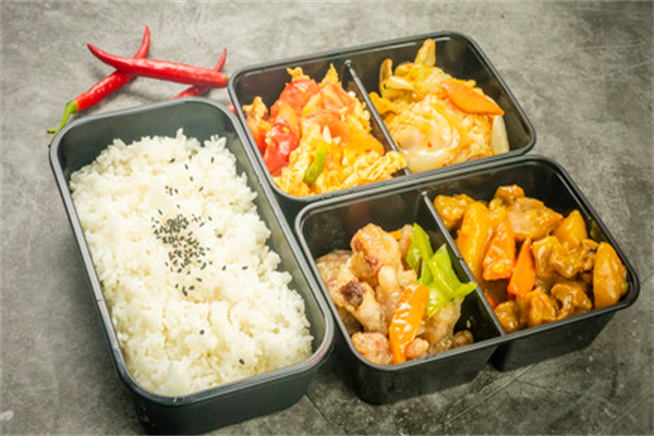 10元盒飯加盟