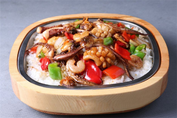 特色蓋飯加盟