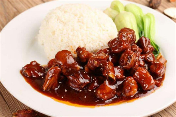 砂鍋排骨飯加盟