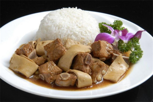 砂鍋排骨飯加盟
