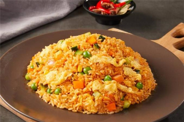 摇滚炒饭加盟