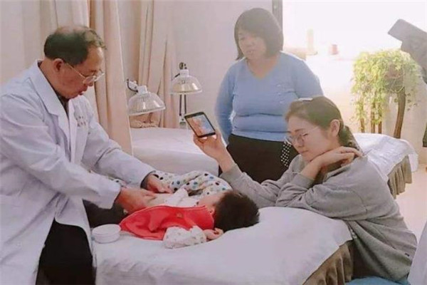 婴儿spa加盟