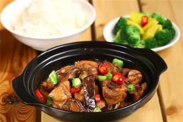 黄焖鸭米饭加盟